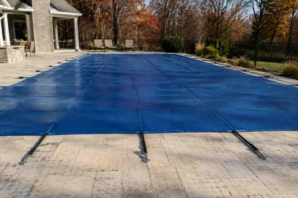 What Features Should You Look for in a Safety Pool Cover?